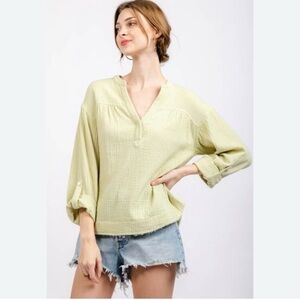 NWT NEW IN Light Green Crinkle Gauze Blouse | Small Boho 100% Cotton Top